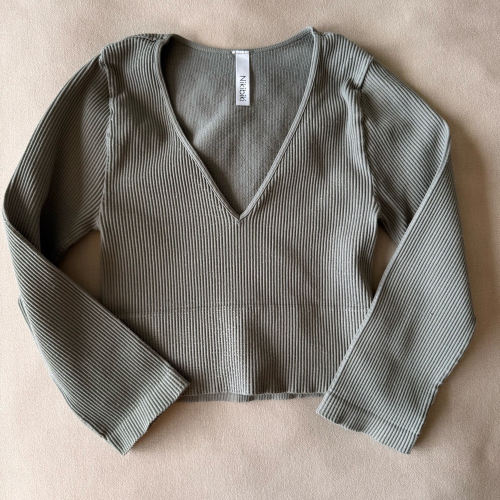 Nikibiki Teal Ribbed V-Neck Crop Top